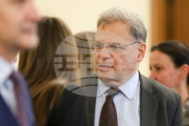 Министерски съвет - заседание - Юлиян Попов