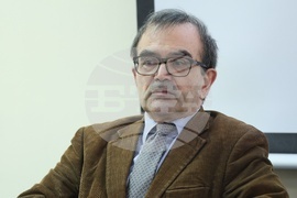 Университет по застраховане и финанси - конференция - Руслан Костов