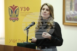 Университет по застраховане и финанси - конференция - Десислава Андреева