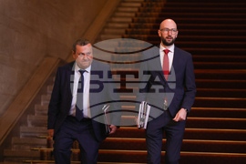 Министерски съвет - Георги Клисурски - Хасан Адемов - брифинг