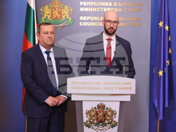 Министерски съвет - Георги Клисурски - Хасан Адемов - брифинг