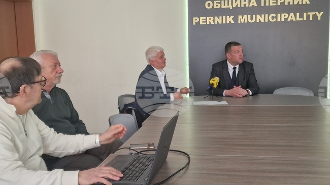 Енергийни експерти представиха идеен проект за енергийно обновяване на обществени сгради в пернишкия квартал Църква