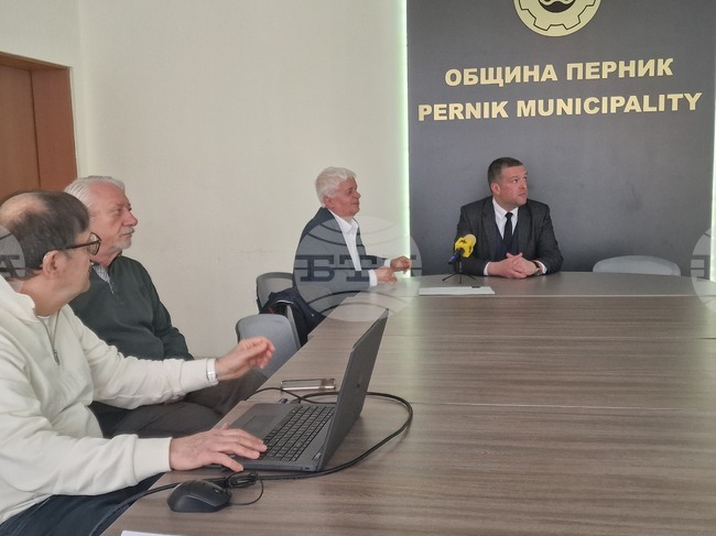 Енергийни експерти представиха идеен проект за енергийно обновяване на обществени сгради в пернишкия квартал Църква