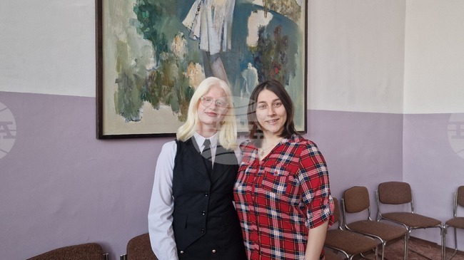 Деветокласничката Идил Илиязова ще представя Езиковата гимназия в Разград като посланик на знанието в училище в САЩ