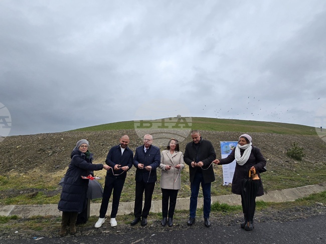 Офциално бе открита рекултивираната Клетка 1 на Регионалния център за управление на отпадъците в Кърджали