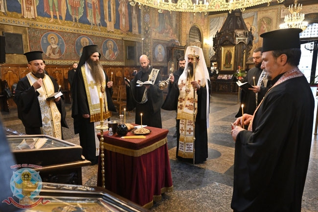 Българският патриарх Даниил отслужи трисагий за упокоилия се Грузински патриарх Илия II