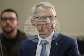 Национален младежки форум - „Младите хора и визията на политическите партии“ - кръгла маса