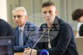 Национален младежки форум - „Младите хора и визията на политическите партии“ - кръгла маса