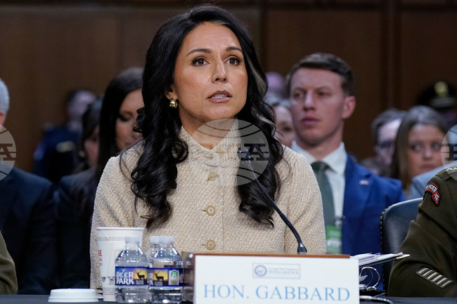 Иранският режим е отслабен, но изглежда, че все още си е на мястото, заяви шефката на американското разузнаване Тълси Габард 