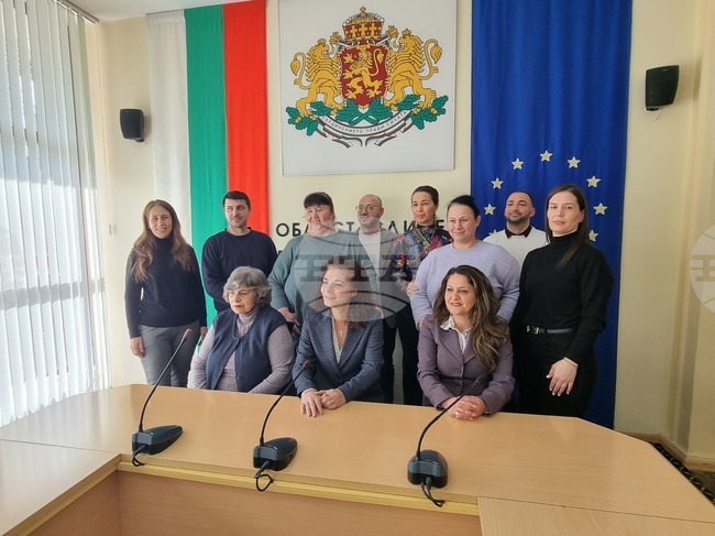 Най-младият кандидат за депутат от Сливен е на 21 години, а най-възрастният - на 75 години, съобщиха от РИК - Сливен