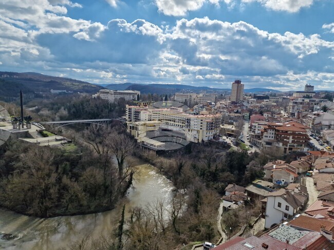 Общо 19 второкласници от 7 училища ще участват в състезанието по правоговор и правопис „Буквоплет“ във Велико Търново