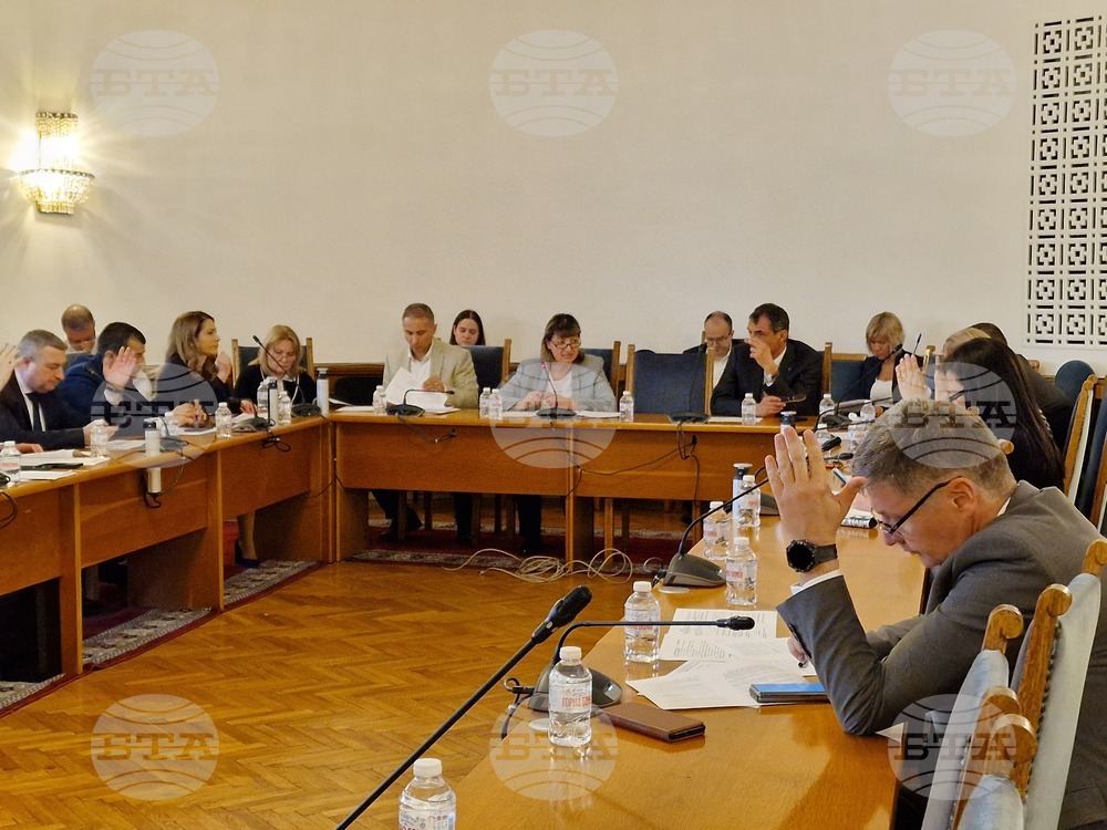 Народно събрание - Комисия по конституционни и правни въпроси - заседание
