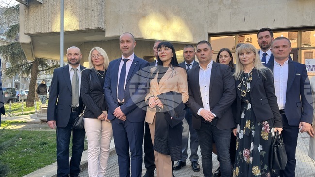 Живка Бучуковска е водач на листата на коалиция "Прогресивна България" в 19-и МИР - Русе