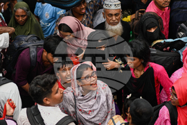 Bangladesh Eid al-Fitr Homebound