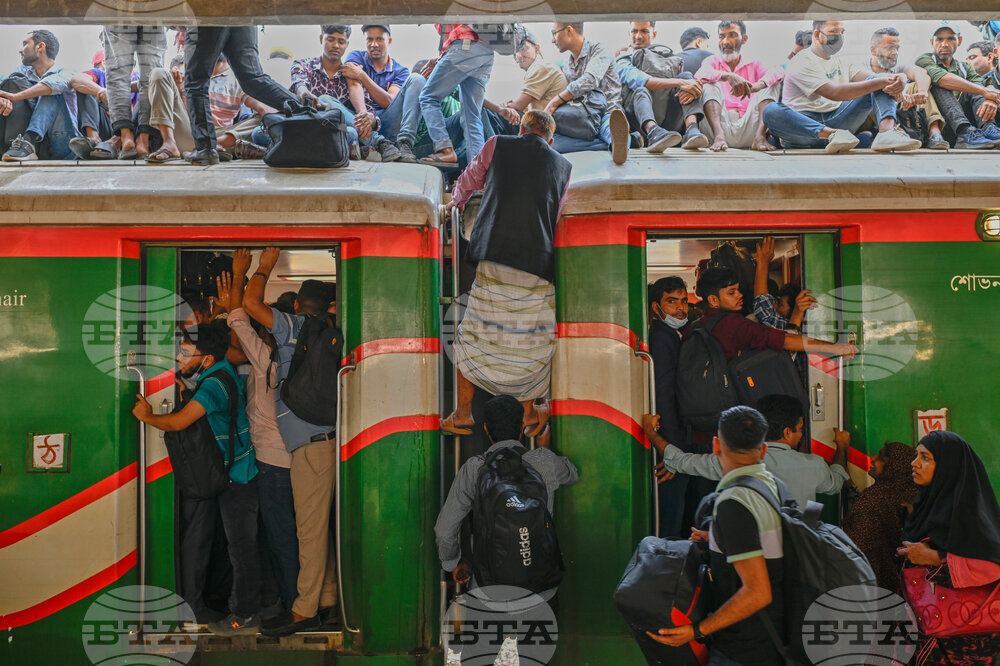 Bangladesh Eid al-Fitr Homebound