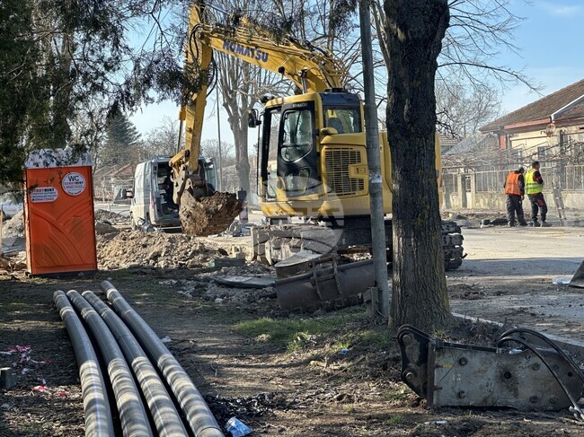 Започна подмяната на водопровод по главната улица в балчишкото село Сенокос