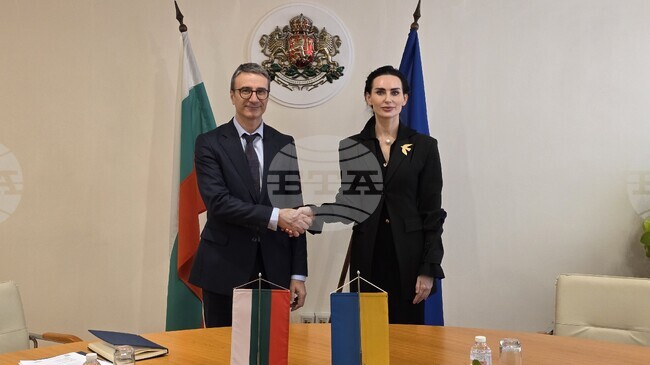 Energy Minister, Ukraine's Ambassador Discuss Provision of Bulgarian Decommissioned Equipment to Ukraine