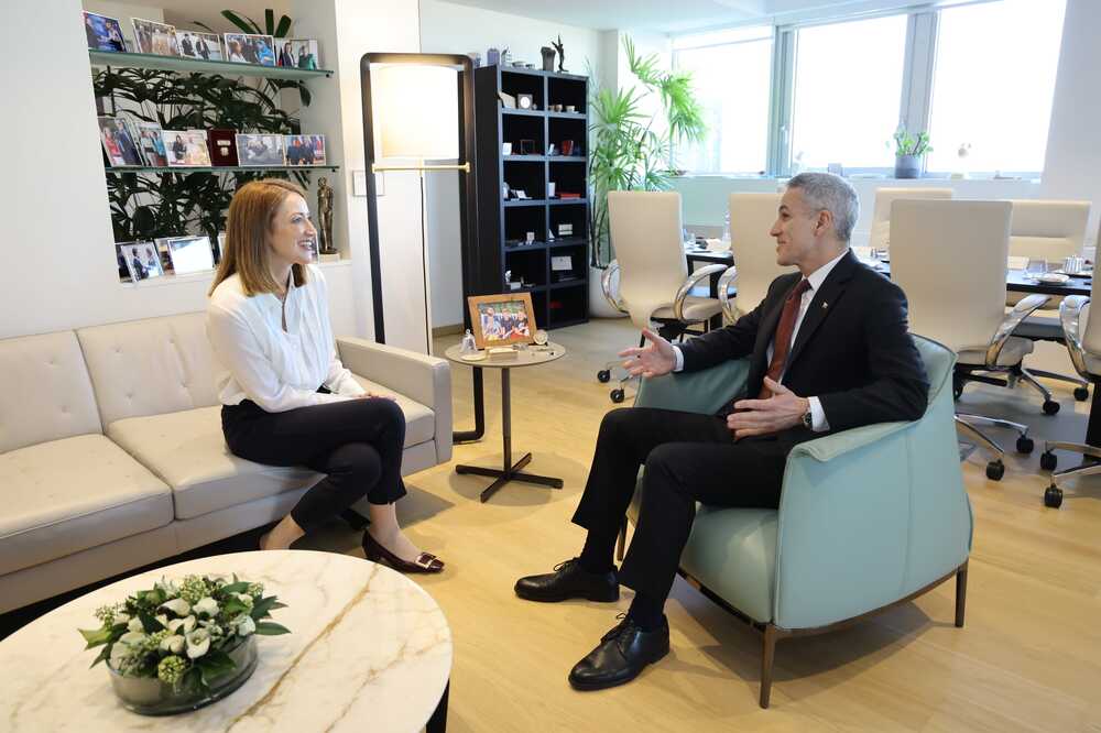 Caretaker PM Discusses EU's Security, Defence, Energy, Economic Stability with EP President in Brussels