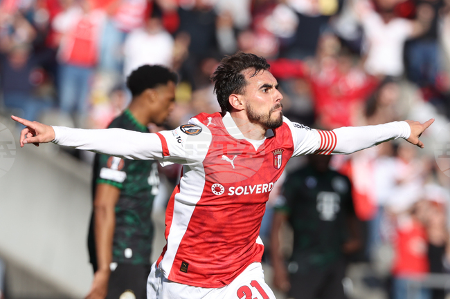 Брага елиминира Ференцварош след четири безответни гола и е на четвъртфинал в Лига Европа