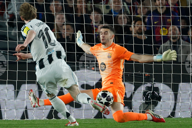 Вратарят на Барселона Жоан Гарсия и защитникът на Арсенал Кристиан Москера получиха първа повиквателна за Испания 