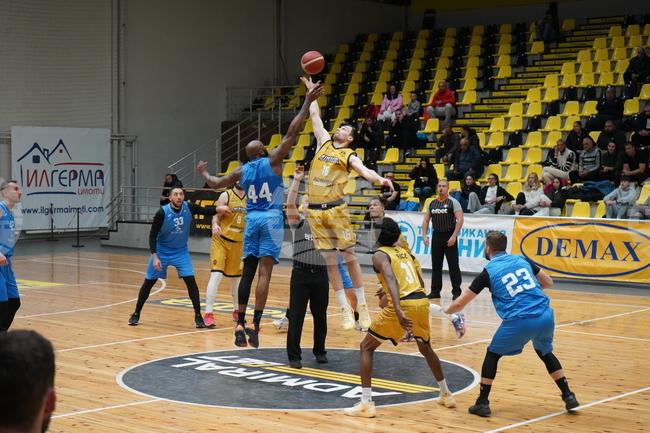 Рилски спортист и Миньор 2015 се поздравиха с нови победи, Балкан допусна втора поредна загуба в НБЛ