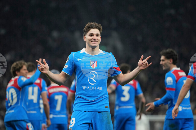 Нападателят на Атлетико Мадрид Хулиан Алварес е близо до трансфер в Арсенал 