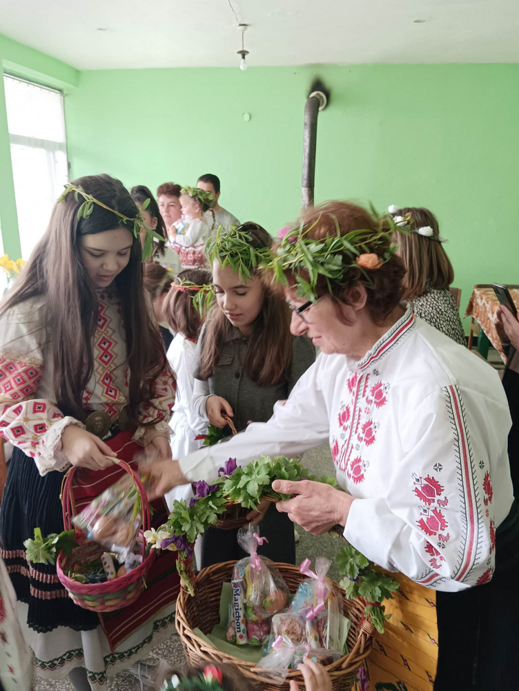 Община Ловеч: Лазаровден беше отбелязан в село Деветаки