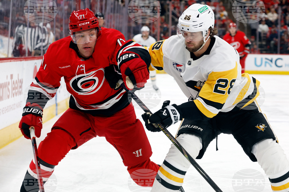 Penguins Hurricanes Hockey