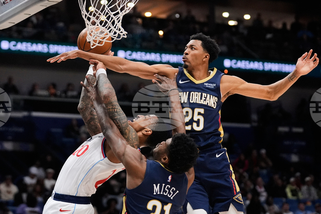 APTOPIX Clippers Pelicans Basketball