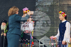 Ловеч - Цветница - ритуал „По вода“