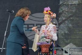 Ловеч - Цветница - ритуал „По вода“