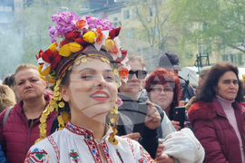 Ловеч - Цветница - ритуал „По вода“