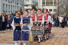 Ловеч - Цветница - ритуал „По вода“