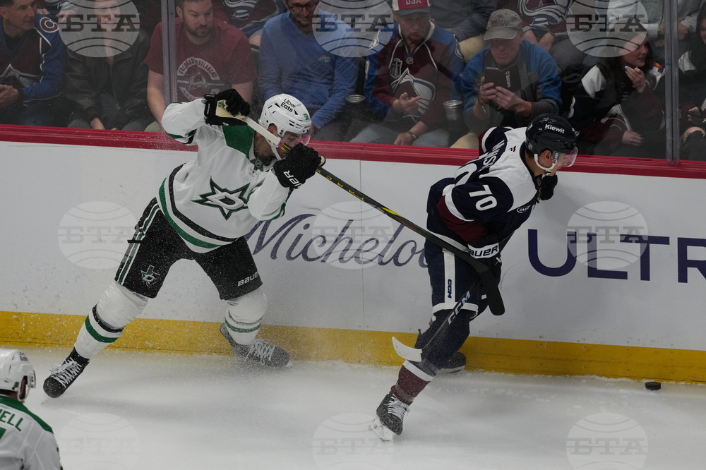 Stars Avalanche Hockey