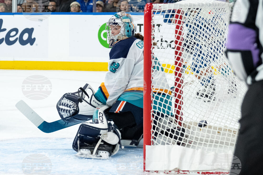 PWHL Sirens Goldeneyes Hockey