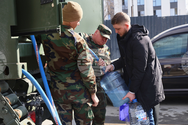 Белгия изпраща на Молдова помощ от стратегическите си запаси след нефтения разлив в река Днестър