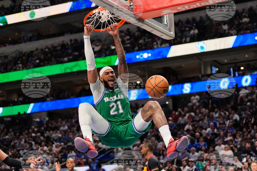 APTOPIX Hawks Mavericks Basketball