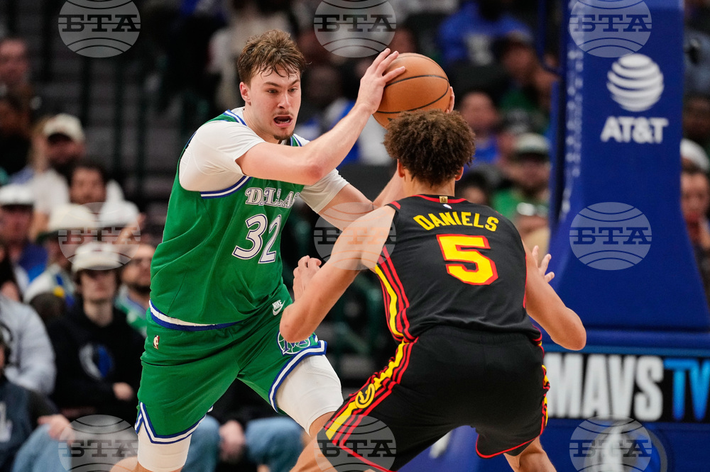 Hawks Mavericks Basketball