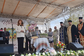 Мъглиж - празник - Илияна Йотова