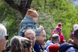 Бургас - ж.к. "Меден Рудник" - празничен фолклорен концерт