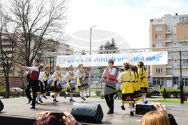Бургас - ж.к. "Меден Рудник" - празничен фолклорен концерт