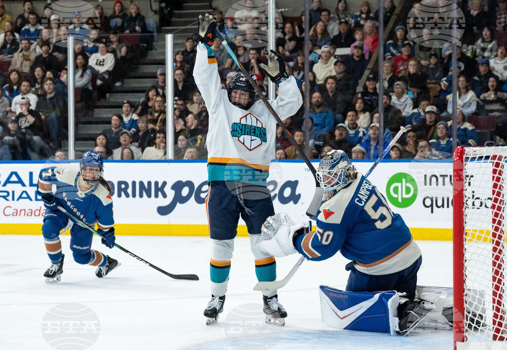 PWHL Sirens Goldeneyes Hockey