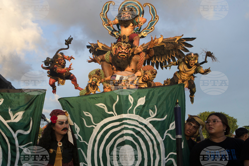 CORRECTION Indonesia Hindu New year