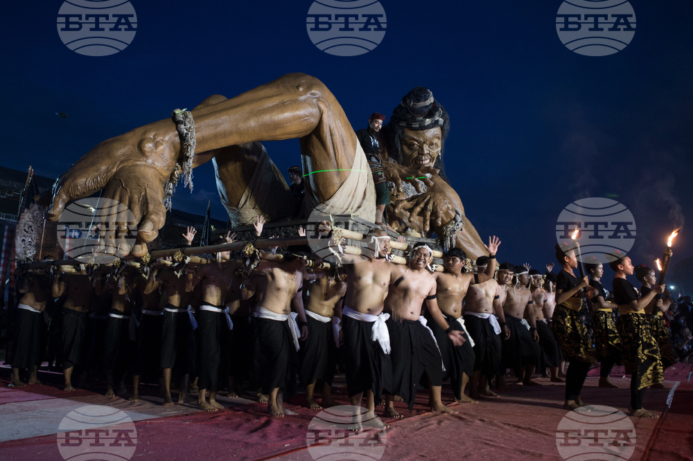 CORRECTION Indonesia Hindu New year