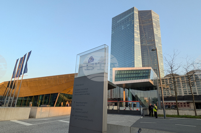 Референтни курсове на еврото