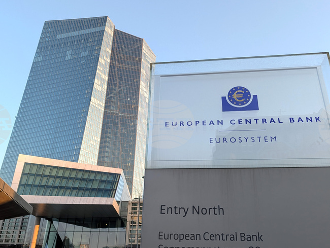 ЕЦБ насърчава банките да използват стандартните ѝ операции по рефинансиране на фона на свиващи се резерви