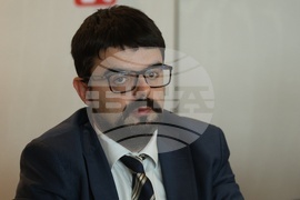 Кръгла маса на тема „Нисковъглеродната индустрия като двигател на растежа и конкурентоспособността на българската икономика“