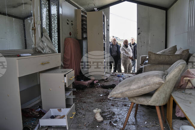 Най-малко десет палестинци бяха ранени миналата нощ при нападения на израелски заселници на окупирания Западен бряг