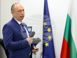 Институт по роботика при Българската академия на науките - квантово-комуникационно трасе - изграждане