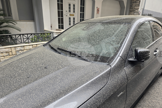 Училища на гръцки острови ще бъдат затворени заради бурята „Ерминио“; очаква се до страната да достигне африкански прах